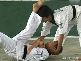 拳击比赛中的技能学习与实战步骤指南，裆部技巧详解